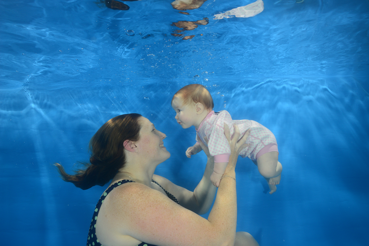 Read more about the article 嬰幼兒（兩歲以下）適合練習潛水嗎？